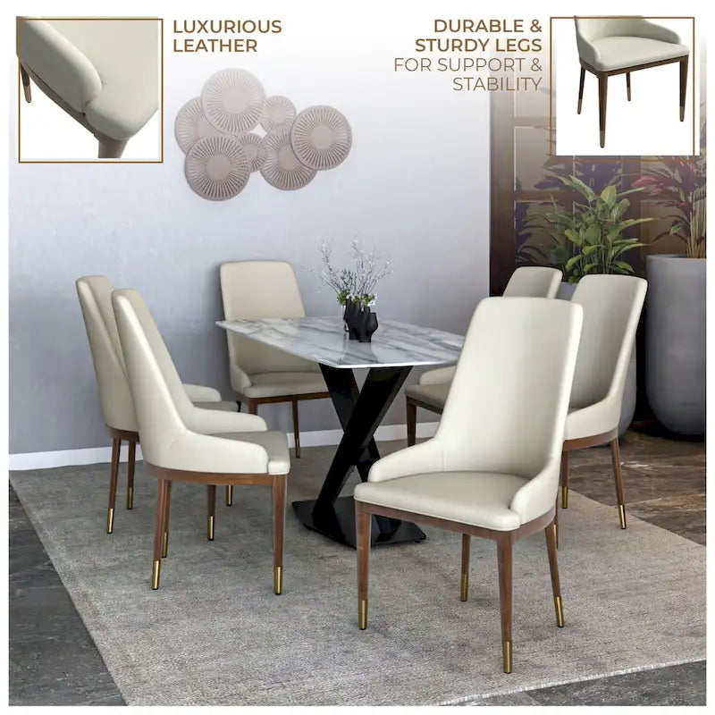 Chaise de salle à manger en cuir rembourré avec piètement doré - Dossier haut