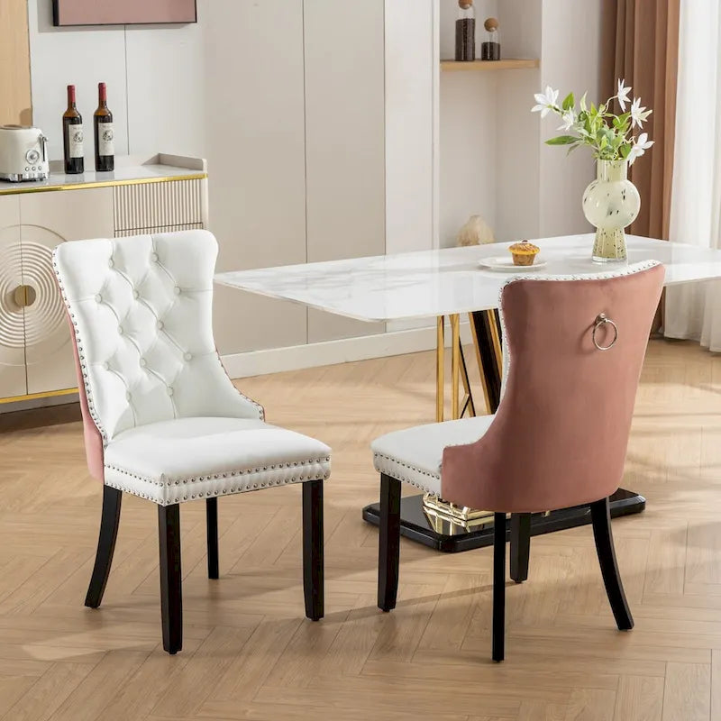 Chaise de salle à manger contemporaine capitonnée haut de gamme avec clous décoratifs
